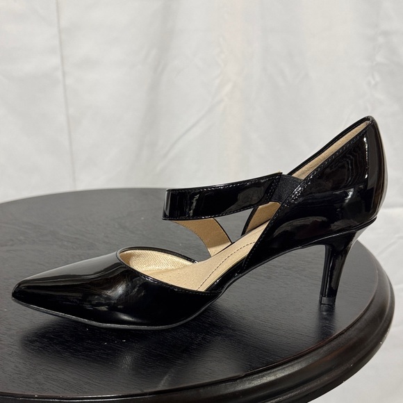 Life Stride Black Patent Heels - Picture 4 of 7